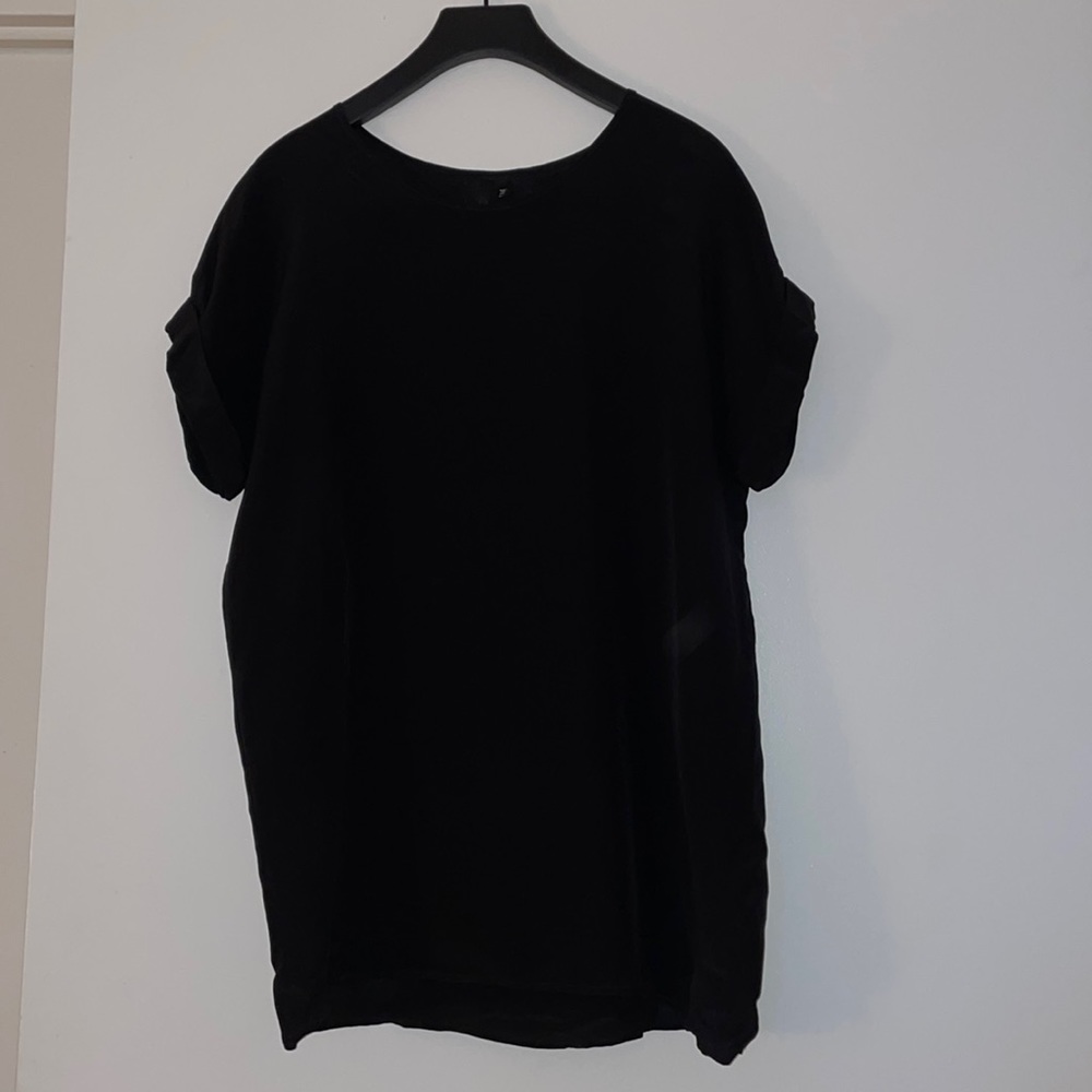 Long-line silk T-shirt.